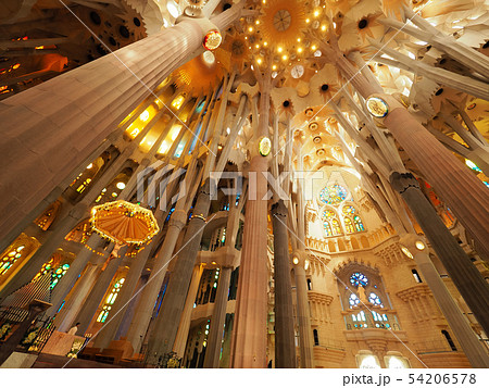 スペイン バルセロナ サグラダ・ファミリア 内部 inside of Sagrada Família 54206578
