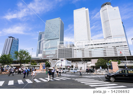 名古屋都市風景 名古屋駅 太閤通口側 椿町北スクランブル交差点と駅ビル 名古屋都市風景 名古屋駅 太閤通口側 椿町北スクランブル交差点と駅ビル 54206692