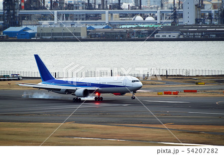 街風景 空の玄関口 街風景 空の玄関口 54207282