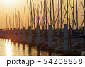 ヨットハーバーの夕焼け 54208858