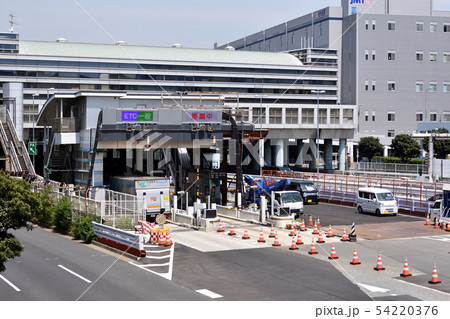 首都高速道路1号羽田線上り線で仮運用中の平和島入口料金所 54220376