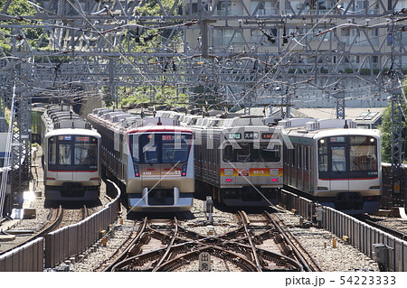 東急田園都市線にて(溝の口駅) 東急田園都市線にて(溝の口駅) 54223333