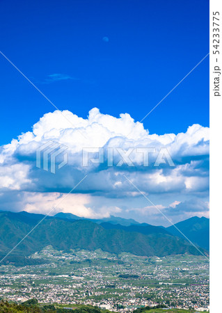 《山梨県》入道雲・夏空 54233775