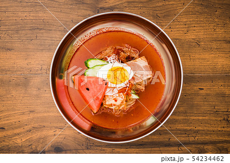 冷麺　Seoul and Pyongyang cold noodles 54234462