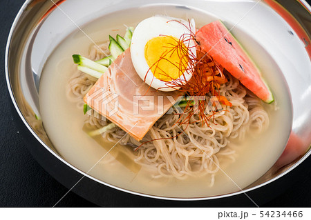 冷麺　Seoul and Pyongyang cold noodles 54234466