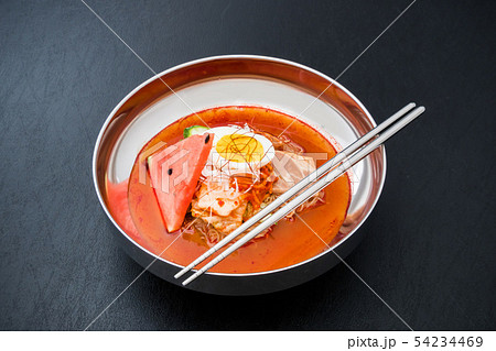 冷麺 Seoul and Pyongyang cold noodles 冷麺 Seoul and Pyongyang cold noodles 54234469