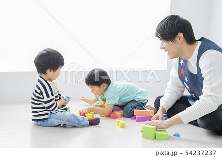 幼稚園 保育園 保育士 園児 幼稚園 保育園 保育士 園児 54237237