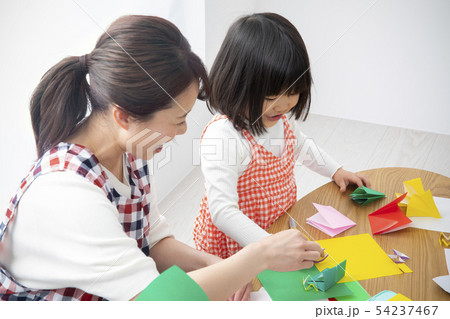 幼稚園 保育園 保育士 園児 折り紙 切り紙 幼稚園 保育園 保育士 園児 折り紙 切り紙 54237467