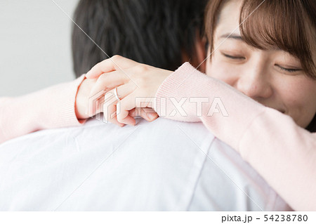抱きしめる 抱きしめる 54238780