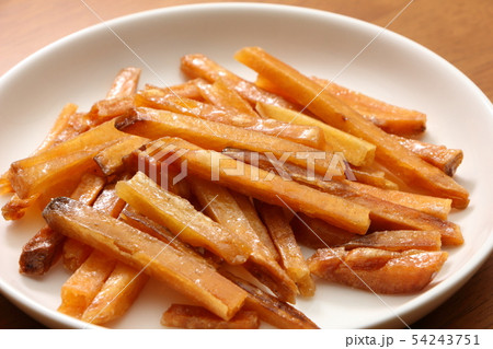 芋けんぴ。高知県の名物として知られるお菓子。 54243751