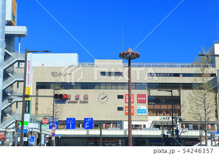 【群馬県】晴天下のJR高崎駅 54246357