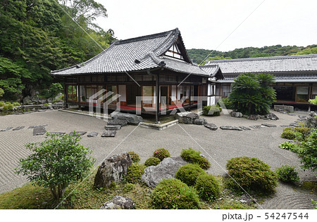 根来寺　光明殿から見た庭園 54247544