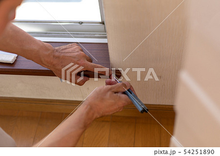 和室リフォーム 劣化した窓枠のDIY 54251890