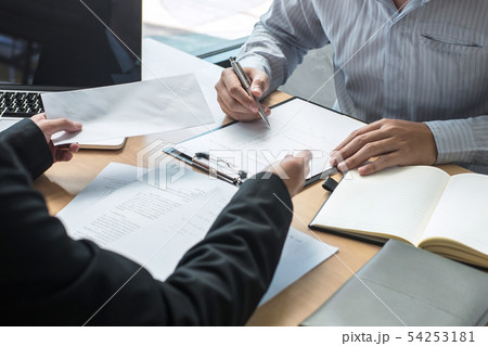 Employer boss sending a remuneration letter to Employer boss sending a remuneration letter to 54253181