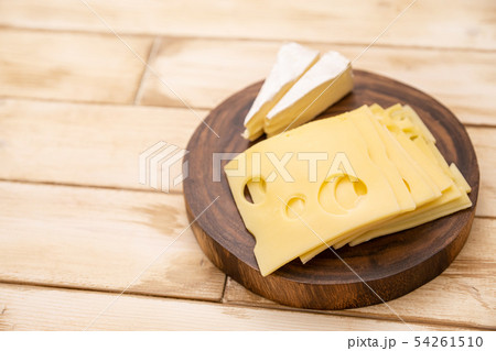 チーズ 54261510
