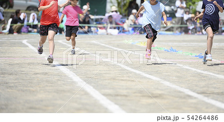 運動会イメージ（徒競走） 54264486