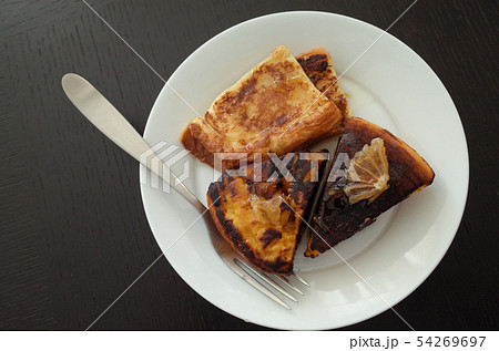 キャロットケーキとフレンチトースト キャロットケーキとフレンチトースト 54269697