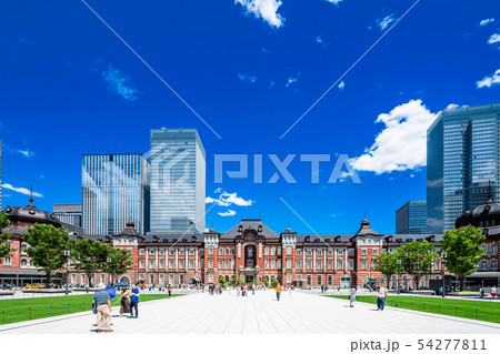 東京駅　丸の内口　駅前風景 54277811