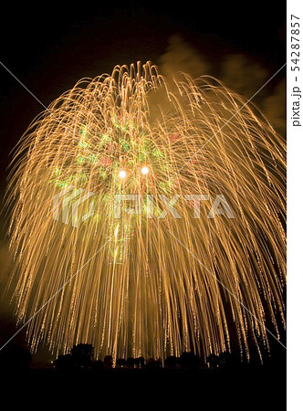 世界一の花火　四尺玉　片貝まつりの花火　浅原神社秋季例大祭奉納大煙火 54287857