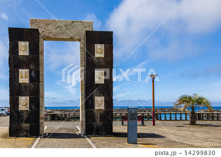 Monument on the waterfront in the harbor Povoacao, 54299830