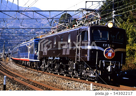 1996年 東海道線を行くEF5861お座敷客車江戸初日の出号 1996年 東海道線を行くEF5861お座敷客車江戸初日の出号 54302217