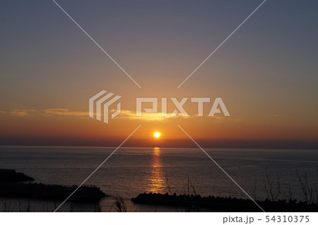【北海道】稚内の夕日 【北海道】稚内の夕日 54310375
