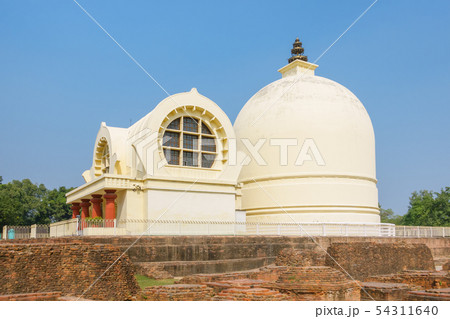 Parinirvana Stupa and temple, Kushinagar, India 54311640