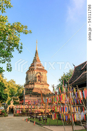 Golden pagoda at Wat Lok Moli Temple in Chiang Golden pagoda at Wat Lok Moli Temple in Chiang 54311786