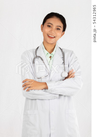 Asian medicine doctor woman isolated Asian medicine doctor woman isolated 54312965