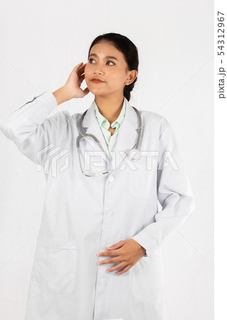 Asian medicine doctor woman isolated Asian medicine doctor woman isolated 54312967
