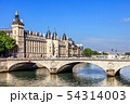 Conciergerie Castle and Bridge of Change. Paris  54314003