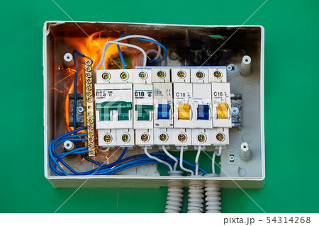 Bad house wiring became the cause fire. 54314268