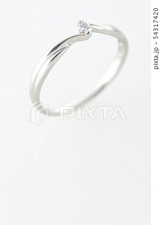 ダイヤのリング 54317420