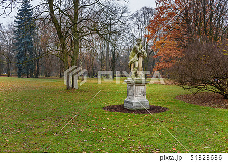 Statue in Autumn Lazienki Park or Royal Baths 54323636
