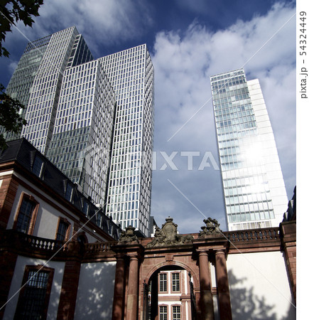 Modern Grows from Old. Frankfurt, Germany 54324449