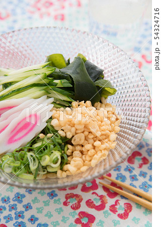 冷やしたぬきうどん 冷やしたぬきうどん 54324716