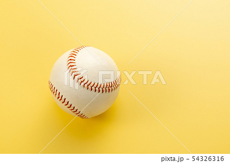 硬式野球ボールの写真素材