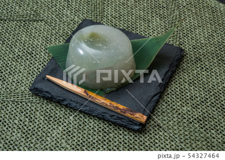 夏の和菓子 Summer Japanese sweets (wagashi) 夏の和菓子 Summer Japanese sweets (wagashi) 54327464