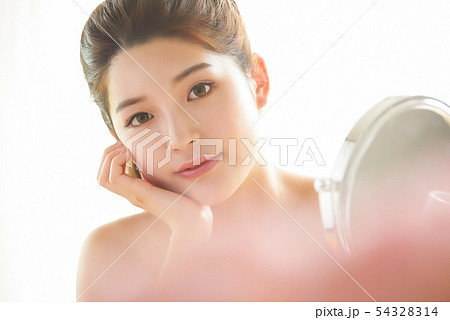 女性　ビューティー 54328314