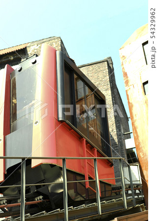 建物 建築物 路上 54329962
