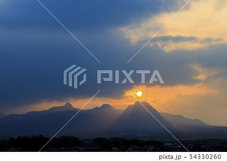 榛名山　夕焼け　道の駅よしおか付近 54330260