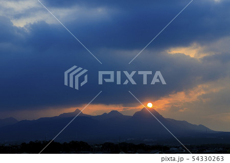 榛名山　夕焼け　道の駅よしおか付近 54330263
