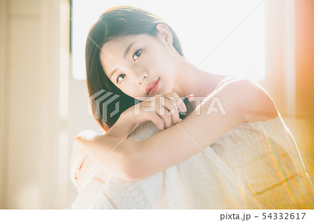 女性　ビューティー 54332617