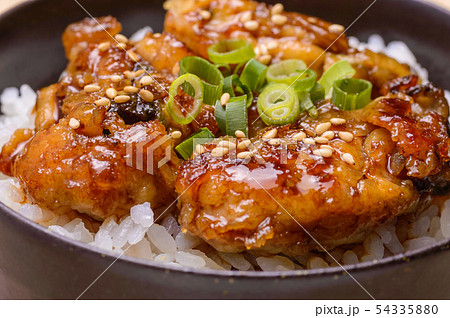 牡蠣の丼 54335880