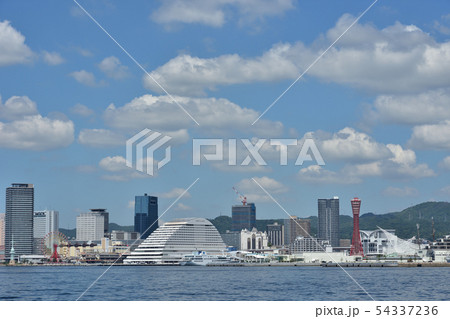 神戸港と青空 54337236