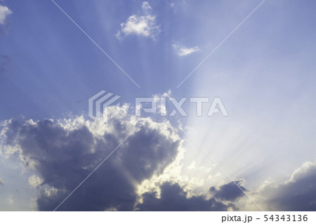 青空 空 雲 光芒 背景 背景素材 青空 空 雲 光芒 背景 背景素材 54343136
