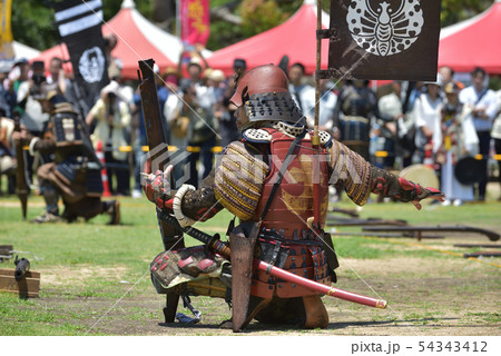 岡山城鉄砲隊　明石公園で古式砲術演武の風景 54343412