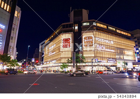 京都 四条河原町交差点 丸井 夜景 京都 四条河原町交差点 丸井 夜景 54343894