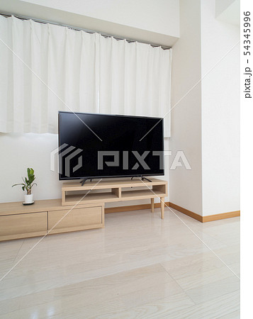 大型テレビのある部屋 54345996
