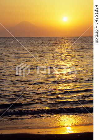 大浜海岸の夕暮れ 大浜海岸の夕暮れ 54351324